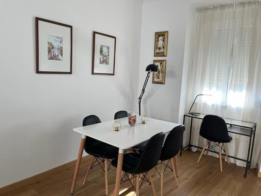 Casa Da Praia Da Poca - Apartamento Lirio Estoril Buitenkant foto